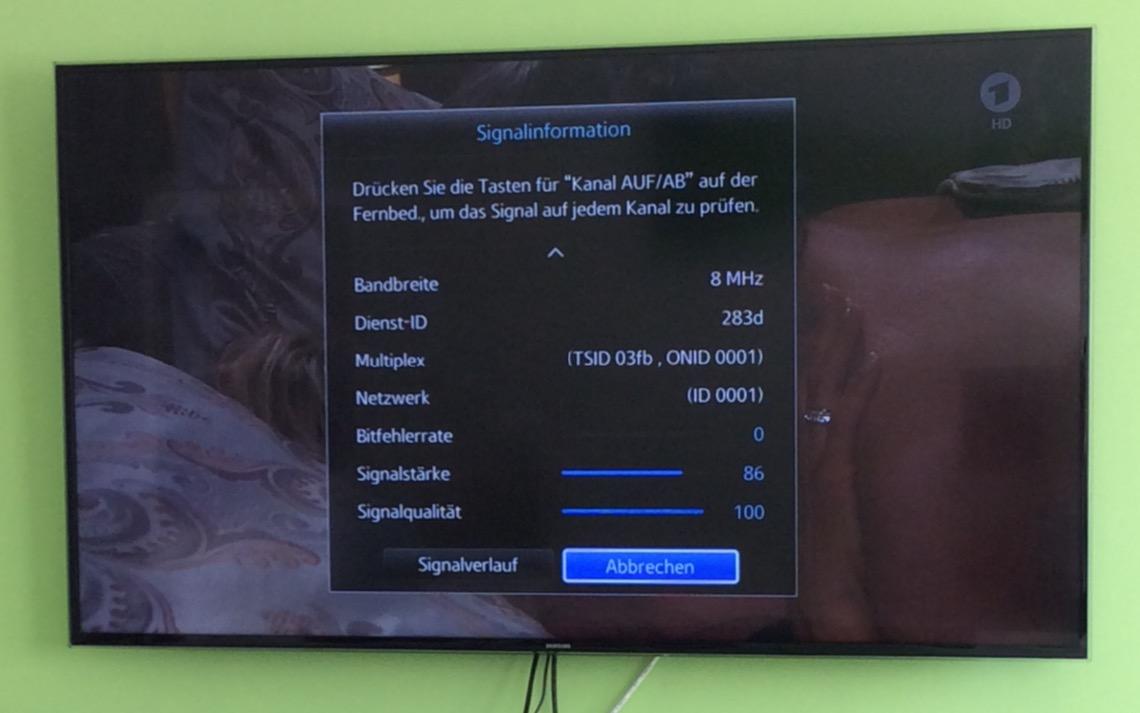 Ultraflach passt wirklich